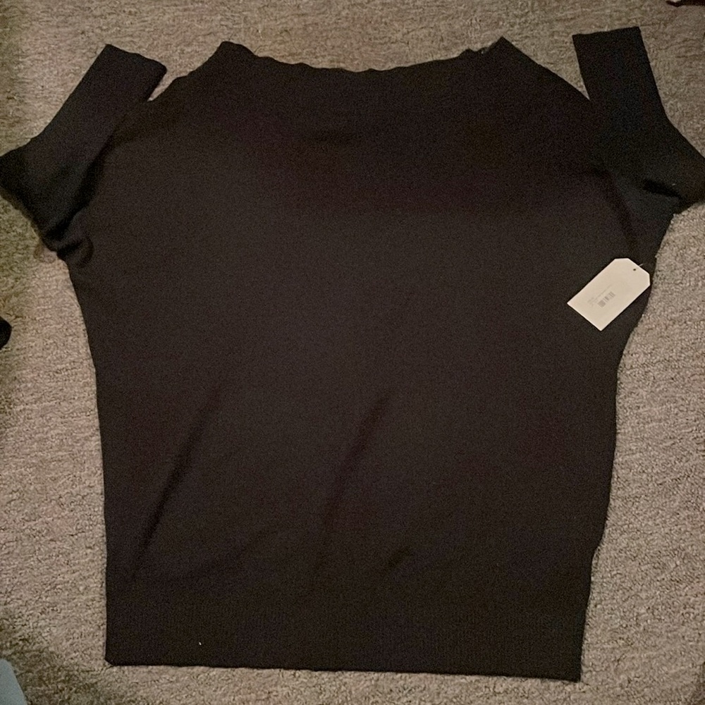 NWT super soft Sparrow curvy off the shoulder lightweight sweater size 2X